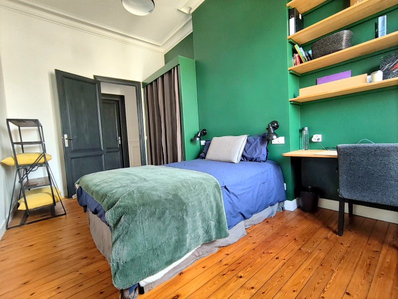 French property for sale in Bordeaux, Gironde - €890,000 - photo 6
