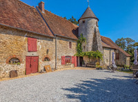 Propriété à vendre à Arnac-la-Poste, Haute-Vienne - 401 740 € - photo n°1