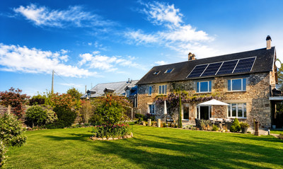 Maison à vendre à Saint-Calais-du-Désert, Mayenne, Pays de la Loire, avec Leggett Immobilier