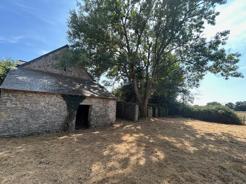 French property for sale in Brée, Mayenne - €48,000 - photo 1