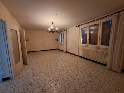 French property for sale in Luzy, Nièvre - €120,000 - photo 3