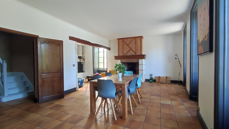 French property for sale in Tonnay-Charente, Charente-Maritime - €345,000 - photo 3