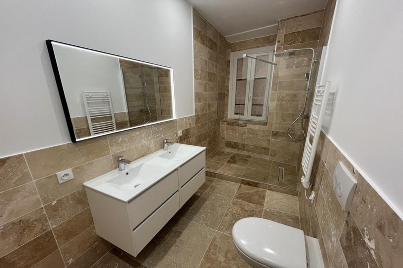 French property for sale in Nice, Alpes-Maritimes - €329,000 - photo 2