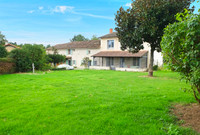 French property, houses and homes for sale in Paizay-le-Tort Deux-Sèvres Poitou_Charentes