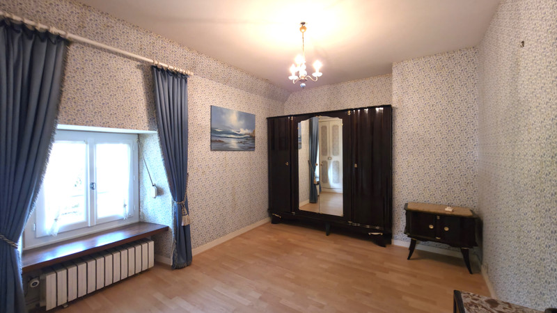 French property for sale in Athis-Val de Rouvre, Orne - €210,870 - photo 5