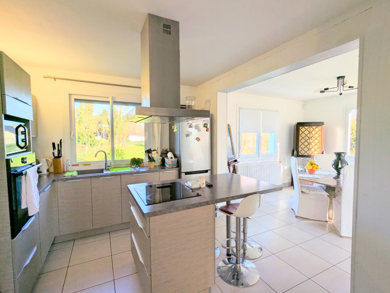 French property for sale in Saint-Yrieix-la-Perche, Haute-Vienne - €315,000 - photo 3