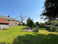 Maison à vendre à Saint-Hilaire-du-Harcouët, Manche - 154.900 € - photo 2