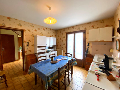 French property for sale in Saint-Saturnin, Cher - €141,700 - photo 3