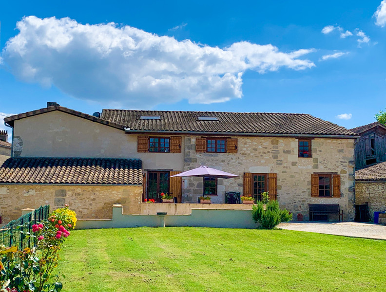 House for sale in Duras LotetGaronne Exceptional stone village