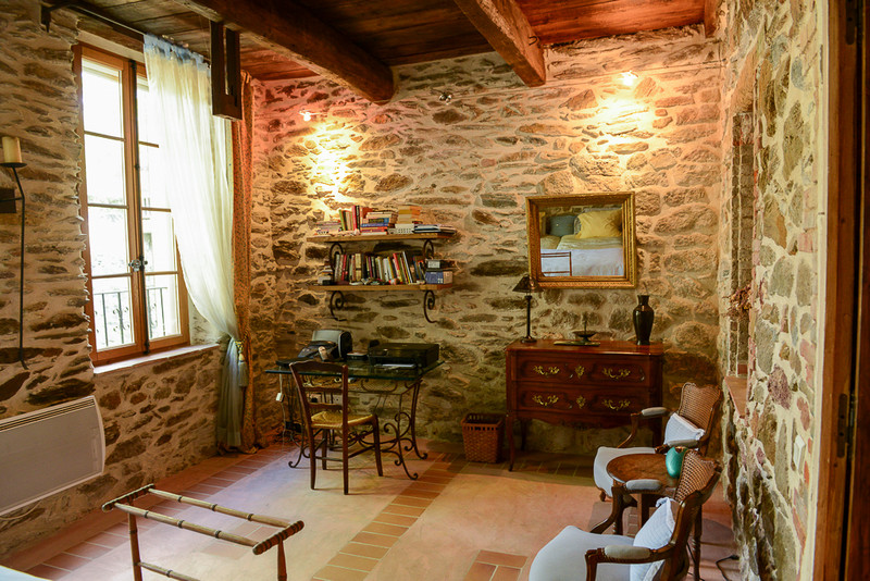 French property for sale in Collobrières, Var - €680,000 - photo 9