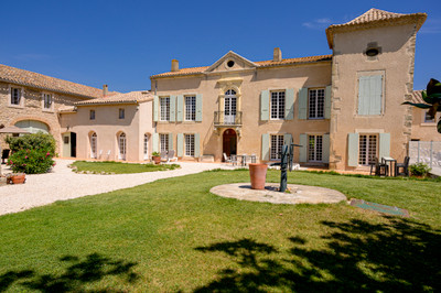 Maison à vendre à Saint-Nazaire-d'Aude, Aude, Languedoc-Roussillon, avec Leggett Immobilier