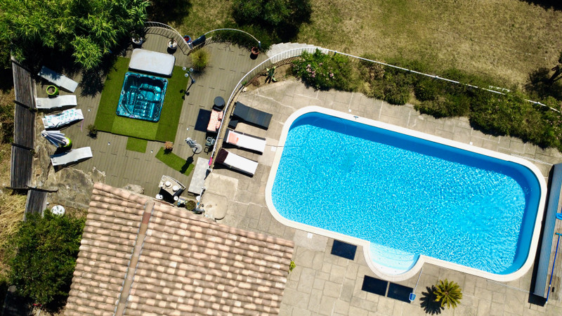 French property for sale in Saint-Brès, Gard - €649,000 - photo 3