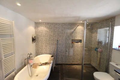 French property for sale in Leugny, Vienne - €214,000 - photo 11