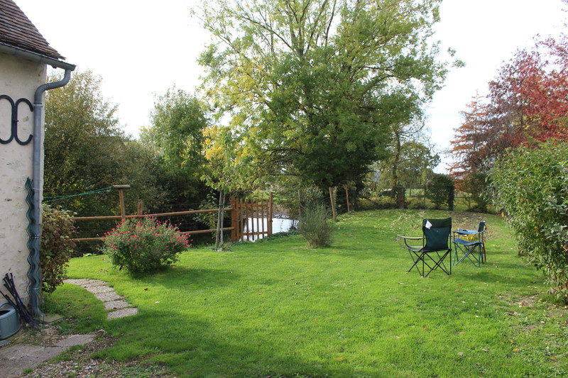 French property for sale in La Chapelle-Montligeon, Orne - &#8364;181,500 - photo 2