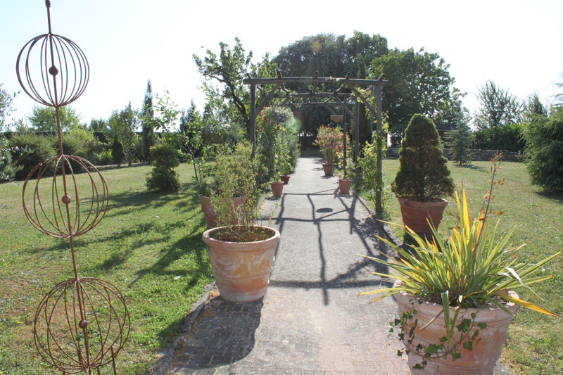 French property for sale in Xambes, Charente - &#8364;362,520 - photo 8