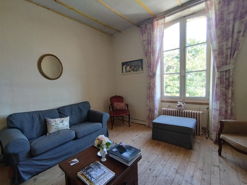 French property for sale in Brigueil-le-Chantre, Vienne - €152,600 - photo 2