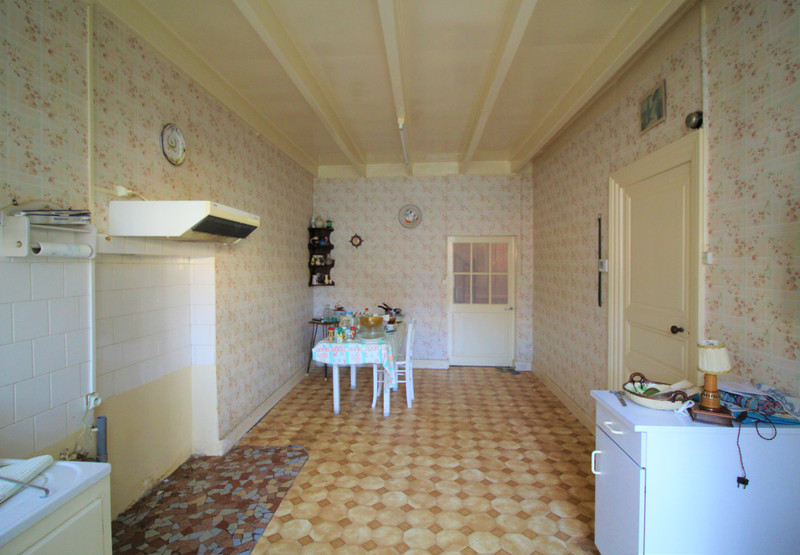 French property for sale in Ébréon, Charente - &#8364;77,000 - photo 3