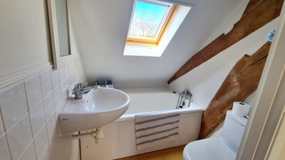 French property for sale in Chantrigné, Mayenne - €139,900 - photo 4