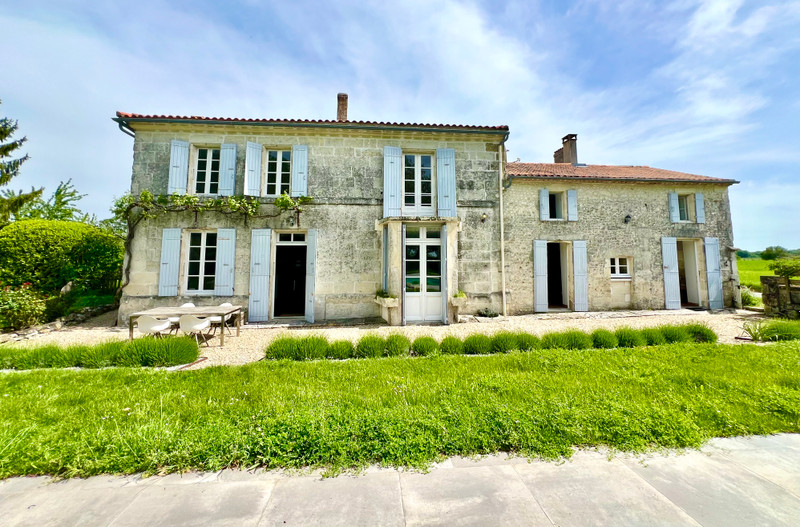 French property for sale in Chenac-Saint-Seurin-d'Uzet, Charente-Maritime - €468,500 - photo 14