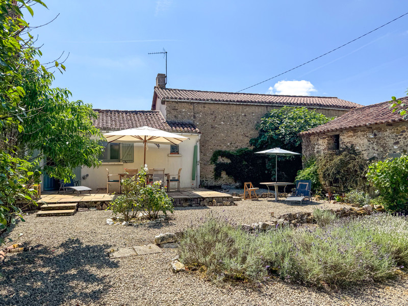 French property for sale in Scillé, Deux-Sèvres - €153,468 - photo 8