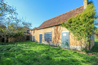 Maison à vendre à Saint-Félix-de-Villadeix, Dordogne - 77.000 € - photo 1