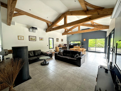 French property for sale in Mainzac, Charente - €251,450 - photo 2