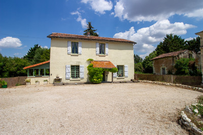 French property for sale in Loudun, Vienne - €378,000 - photo 5