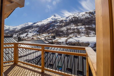 Ski property for sale in Saint Martin de Belleville - €1,799,000 - photo 0
