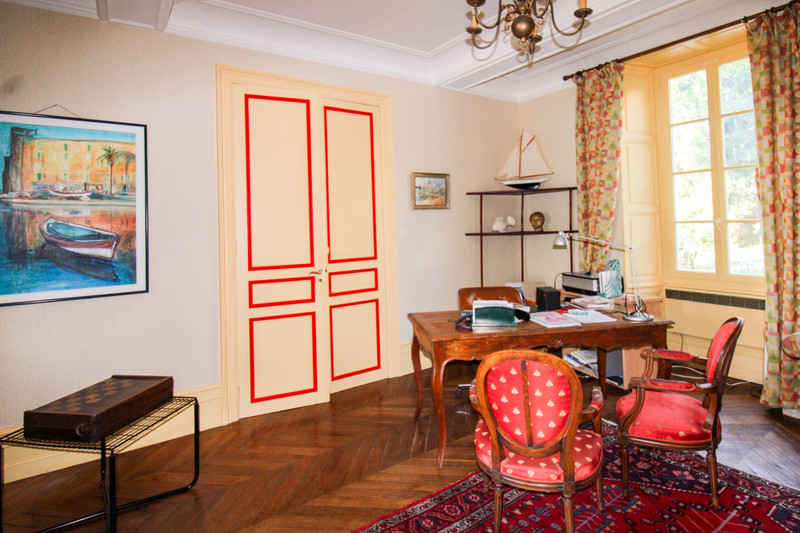 French property for sale in Saint-Jean-d'Angély, Charente-Maritime - €488,250 - photo 9