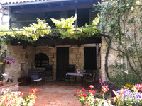 Maison à vendre à Thénac, Dordogne - 595.000 € - photo 2