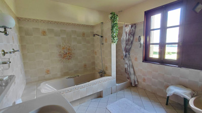French property for sale in Saint-Launeuc, Côtes-d'Armor - €260,000 - photo 6