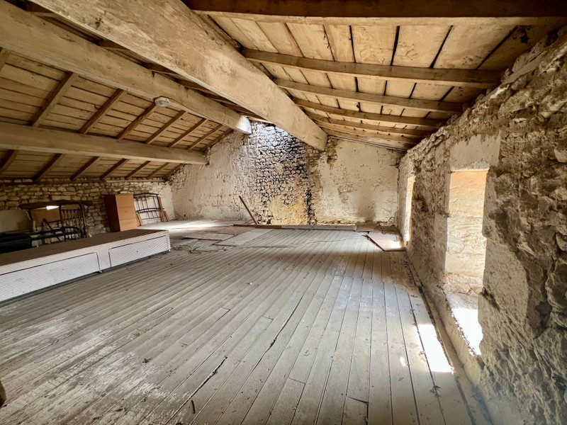 French property for sale in Lorignac, Charente-Maritime - €71,600 - photo 5