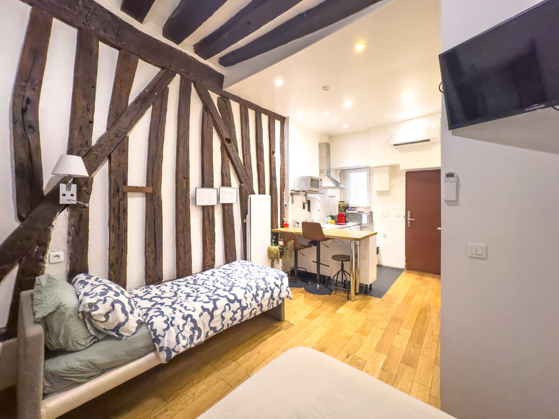 French property for sale in Paris 4e Arrondissement, Paris - €275,000 - photo 1