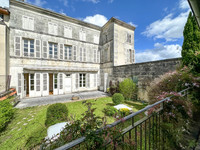 Maison à vendre à Cognac, Charente - 997 500 € - photo 2