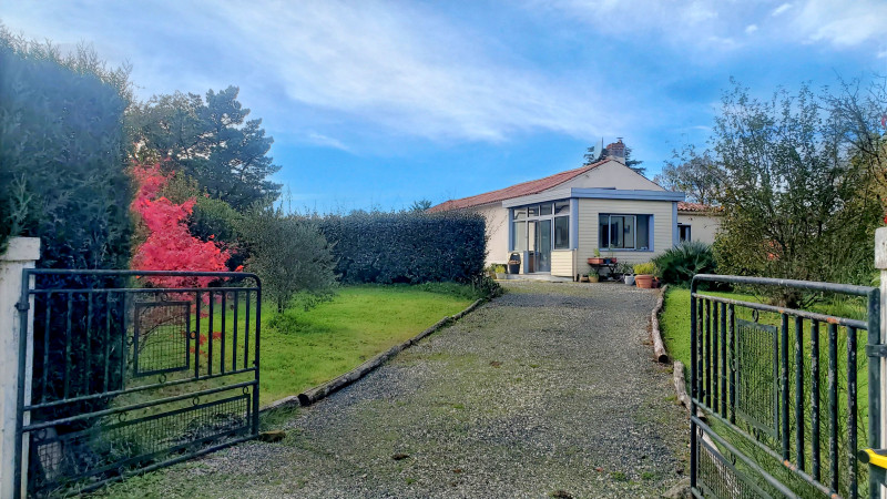 French property for sale in L'Hermenault, Vendée - €225,000 - photo 1
