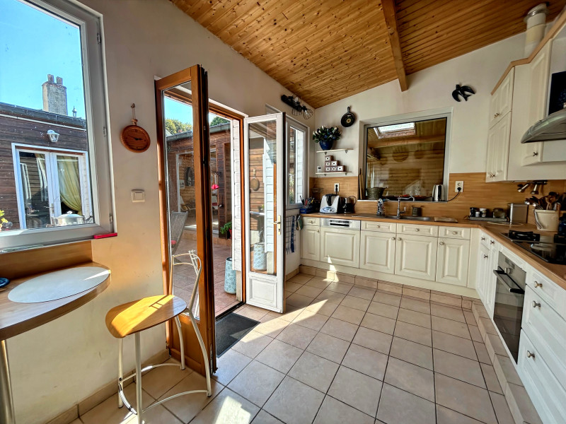 French property for sale in Sablé-sur-Sarthe, Sarthe - €479,000 - photo 1