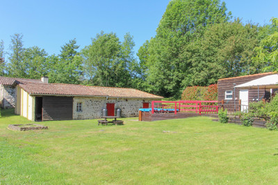 French property for sale in Saint-Lin, Deux-Sèvres - €245,000 - photo 14