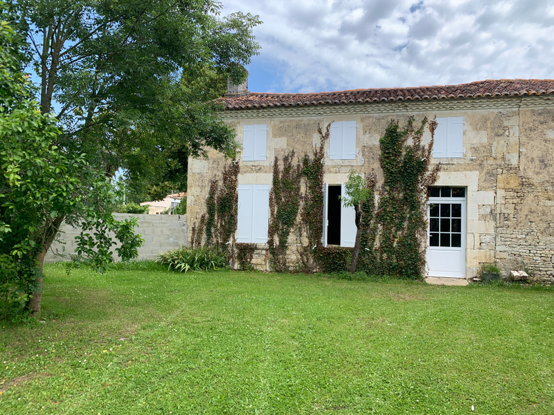 French property for sale in Sainte-Même, Charente-Maritime - €88,000 - photo 5