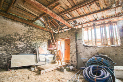 French property for sale in Saint-Martin-de-Belleville, Savoie - €175,000 - photo 2