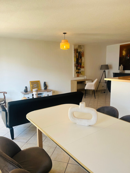French property for sale in Saint-Raphaël, Var - €290,000 - photo 5