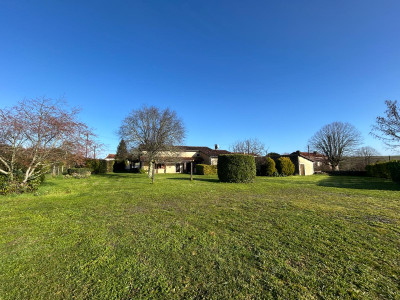 French property for sale in Saint-Quentin-de-Chalais, Charente - €182,000 - photo 9
