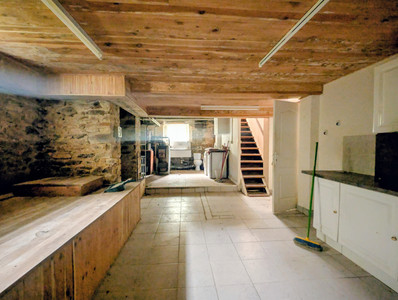 French property for sale in Mialet, Dordogne - €195,000 - photo 11