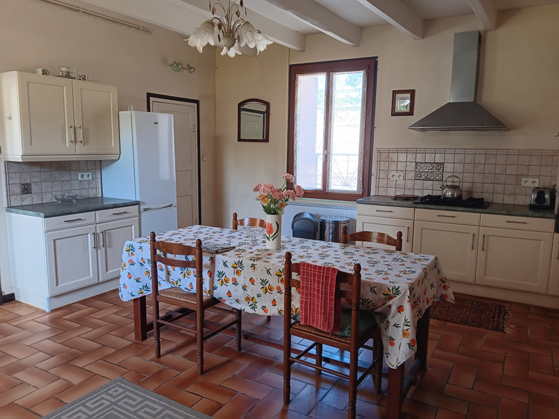 French property for sale in Saint-Pierre-d'Exideuil, Vienne - €152,600 - photo 2