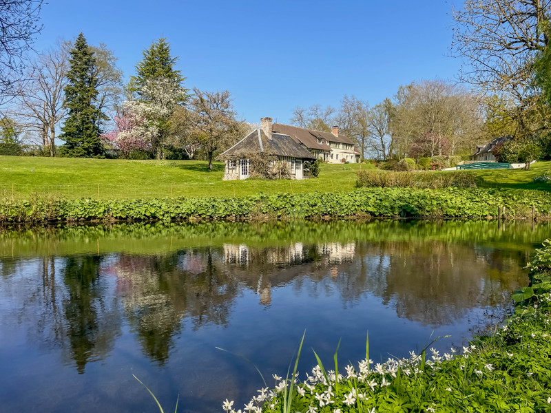 Propriété à vendre à Auvillars, Calvados - 1 680 000 €