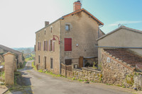 Maison à vendre à Gourgé, Deux-Sèvres - 155.000 € - photo 1