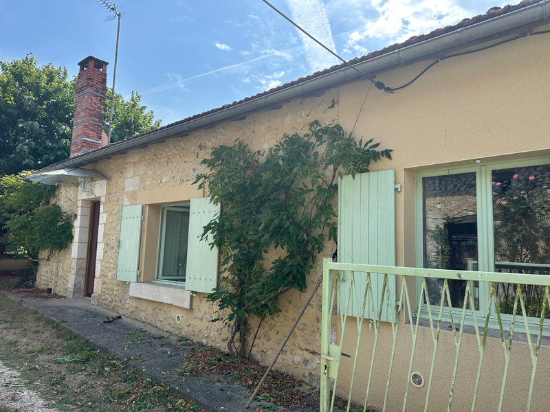 French property for sale in Saint-Aquilin, Dordogne - €256,800 - photo 1