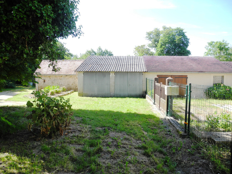 French property for sale in Ciron, Indre - €63,100 - photo 9
