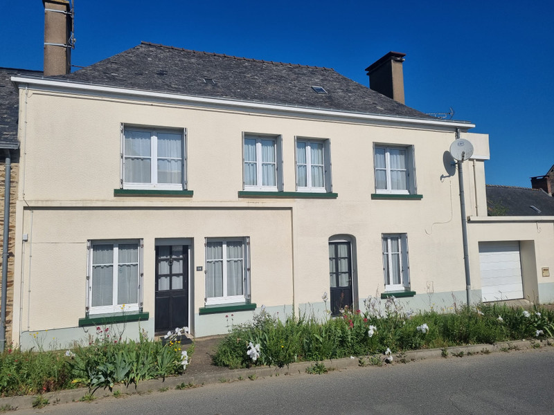 Maison à vendre à Ombrée d'Anjou, Maine-et-Loire - 158.050 € - photo 1