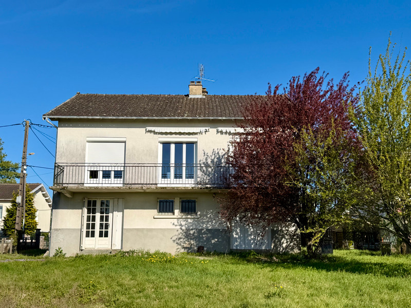 Propriété à vendre à Saint-Junien, Haute-Vienne - 194 400 €
