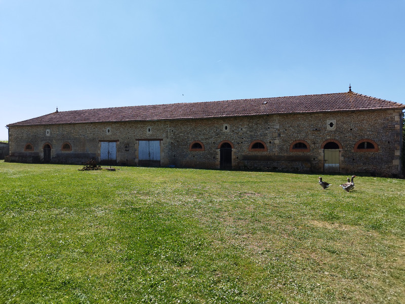 French property for sale in Civray, Vienne - €595,000 - photo 4